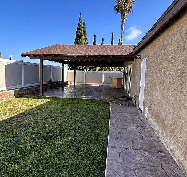 1483 La Corta Cir — Photo 19
