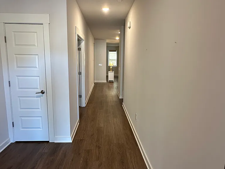 483 Gingerwood Ln — Photo 2