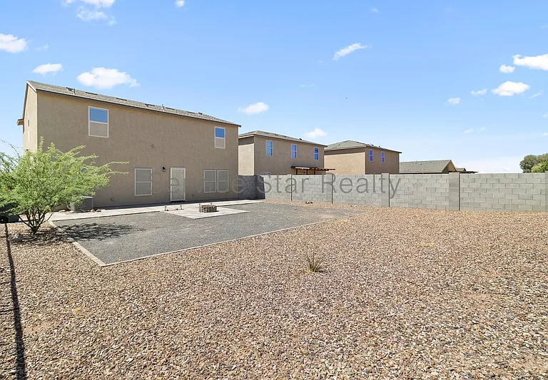 214 W Watson Ct — Photo 28