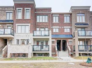 100 Parrotta Dr #92, Toronto, ON M9M 0G1