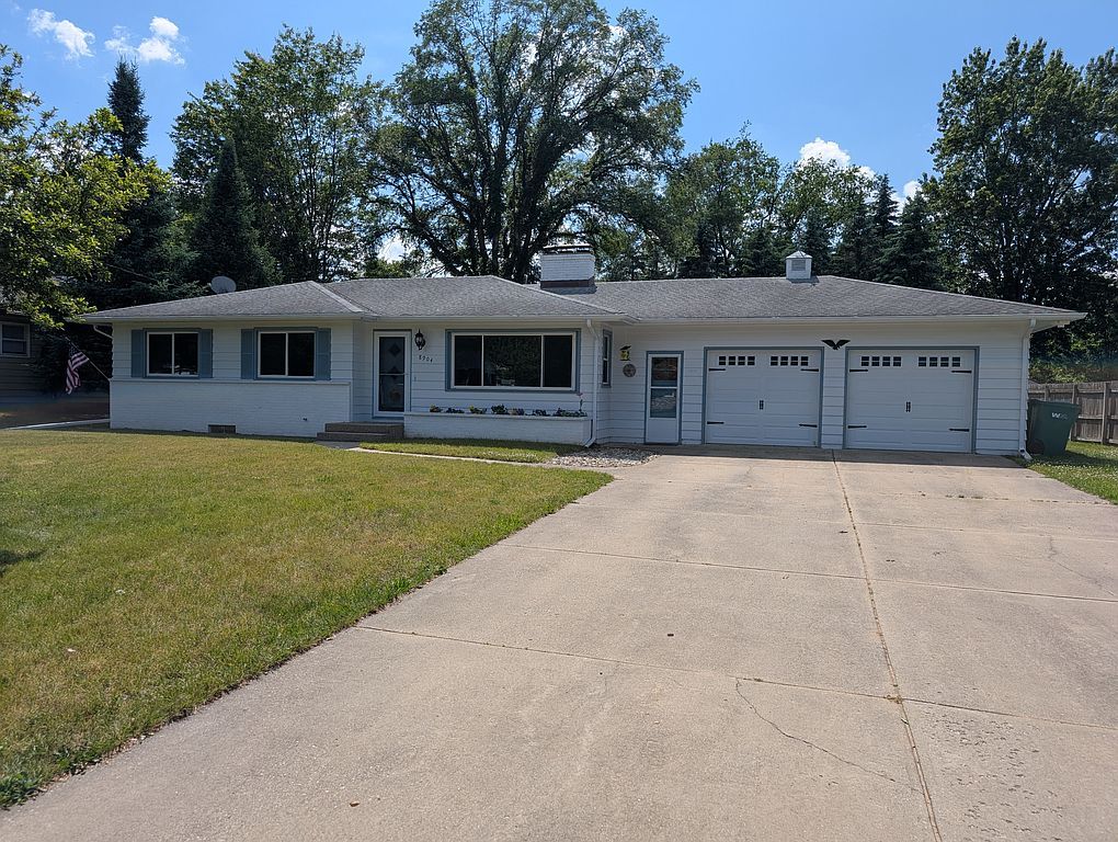 8904 Dolphin St - Property Image