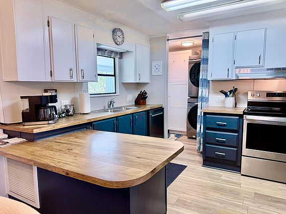 4th image of 2237 SE 32ND Street