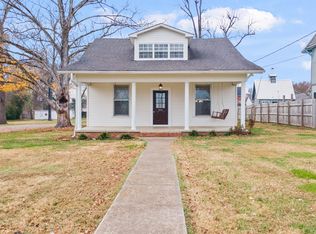 213 Maple St, Bell Buckle, TN 37020