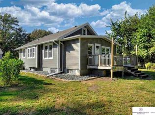 3802 Clifton Dr, Omaha, NE 68134