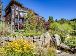 620 NE Vineyard Ln UNIT B201, Bainbridge Island, WA 98110