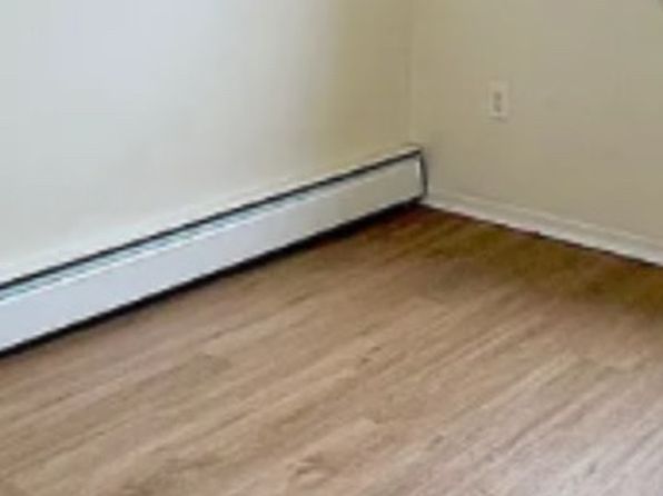 1246 59th St FLOOR 1