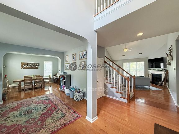 2nd image of 833 Paran Oaks Dr