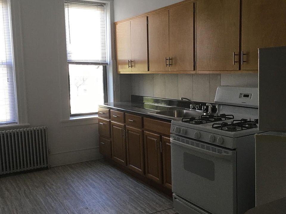 1st image of 7116 66th St APT 2R