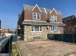 921 Friendship St, Philadelphia, PA 19111