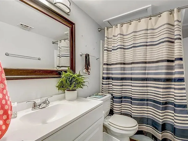 1000 W 26th St #109 — Photo 7