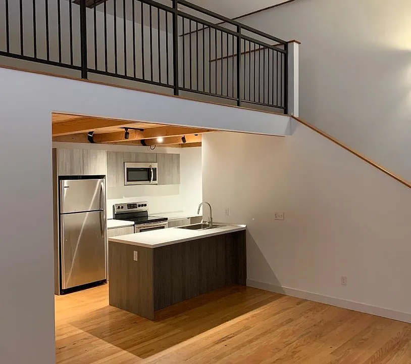 50 Sprague St