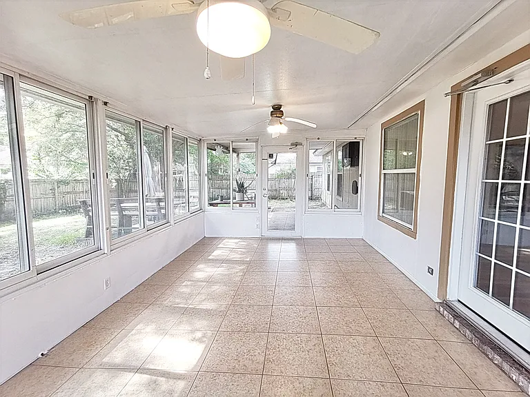 2107 E Willesdon Dr — Photo 25