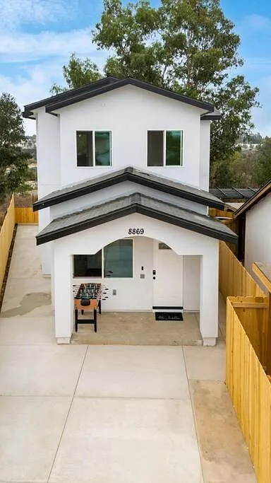 Building Photo - 8869 Jade Coast Dr