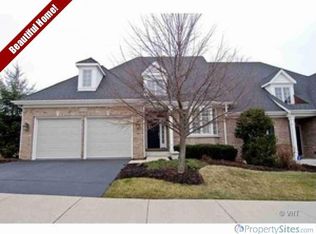 1018 Tartan Ct, Wheaton, IL 60187