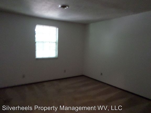 5th image of 117 Willowbrook Dr #2