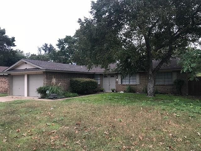 1st image of 3205 Lynnwood Dr