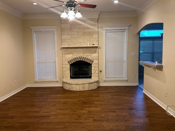 4204 Middleham Ave, College Station, TX 77845