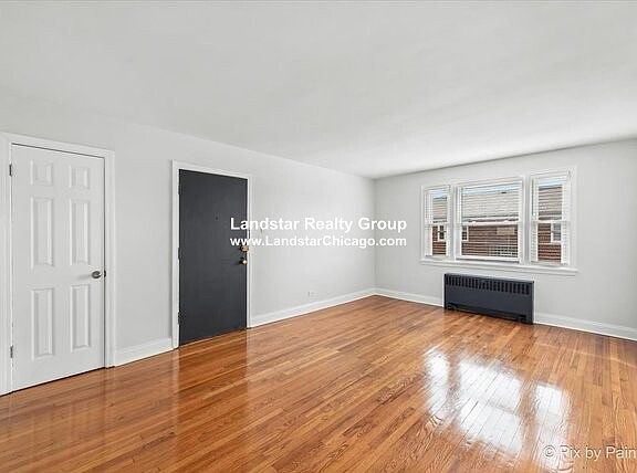 4th image of 2719 W Berwyn Ave #5