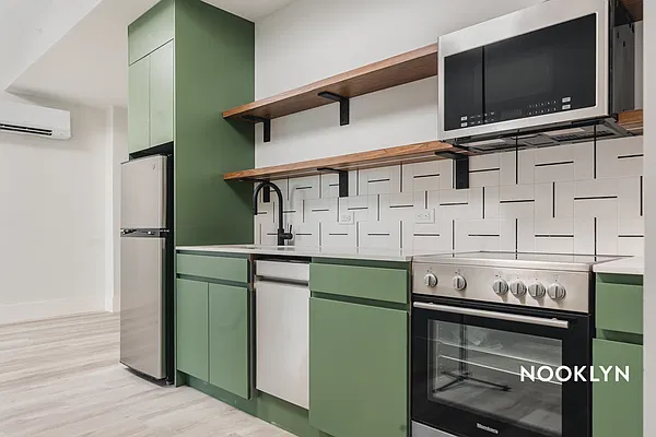 Rented by Nooklyn NYC LLC | media 56