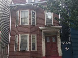 17 Mercer St, South Boston, MA 02127