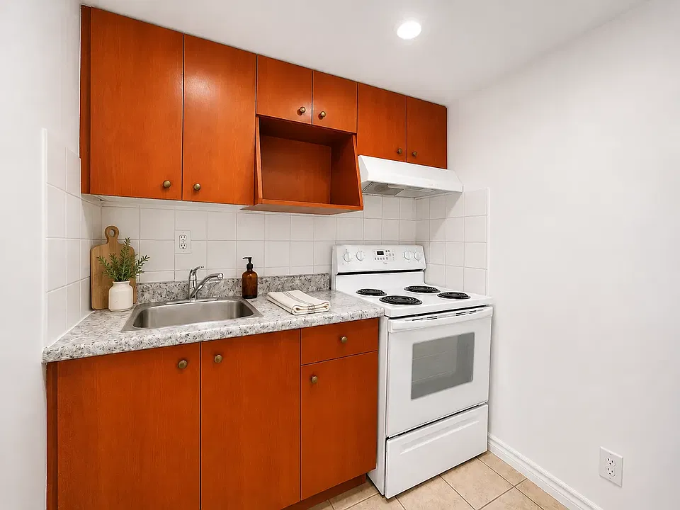 1113 Davenport Rd #4