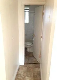 1031 N Florence Ave — Photo 5