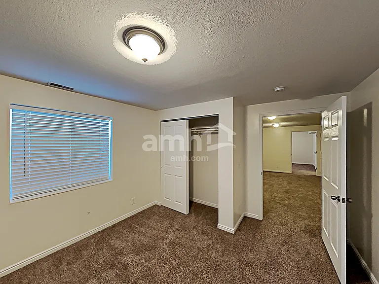 8607 S McGinnis Ln — Photo 17