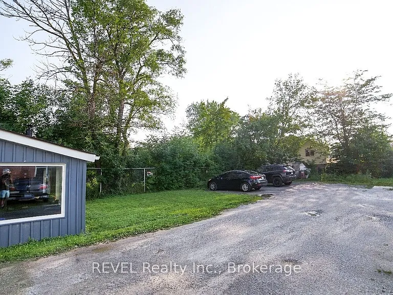 50 Pelham Rd — Photo 39