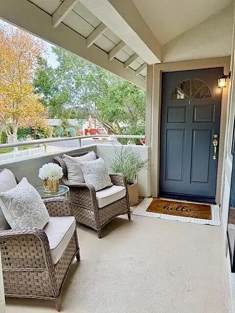 1 bed, 1.0 bath, 820 sqft, $3,450 — Photo 2