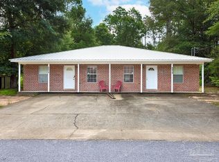 6876 Thunder Ln, Milton, FL 32570