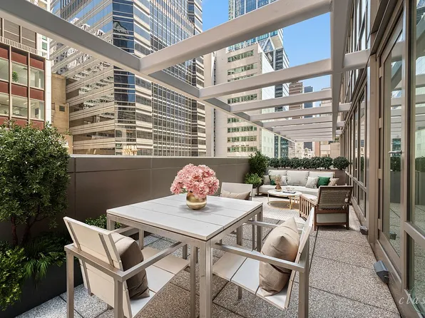 60 E 55th St APT 12C, New York, NY 10022