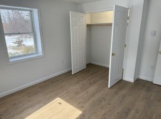 206 S Main St #3, Saint Albans, VT 05478