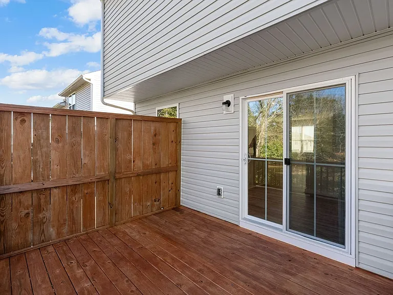 109 Brooklane Ct — Photo 29