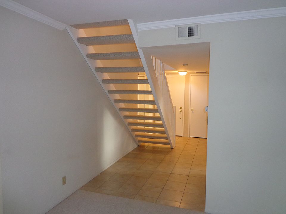 1st image of 1323 Bottle Brush Ln