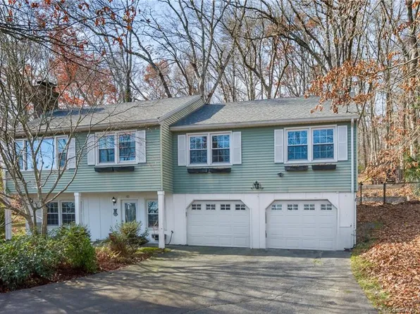 38 Heritage Road, East Lyme, CT 06333