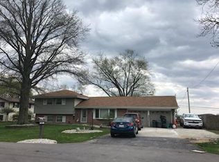 1162 W Exore Ln, Kankakee, IL 60901