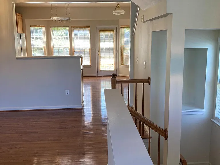 2985 Huntington Grove Sq — Photo 13