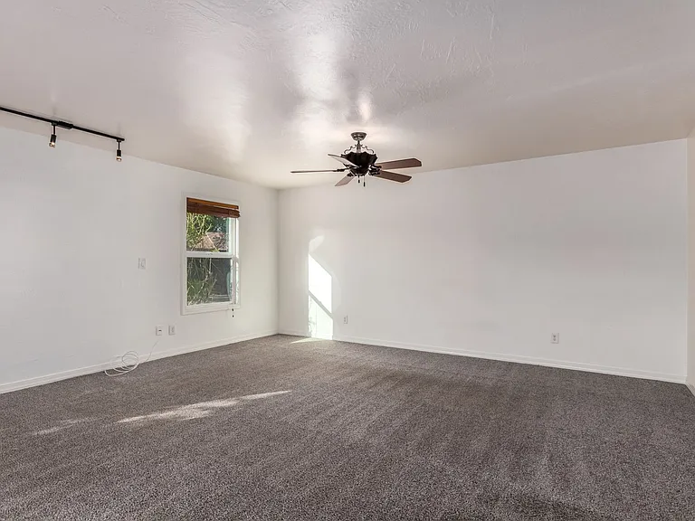 2321 E Enid Cir — Photo 19