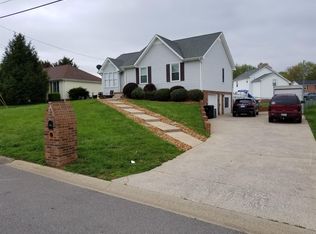 340 Northridge Dr, Clarksville, TN 37042