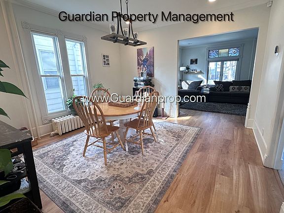 4th image of 4829 Vincent Ave S #1