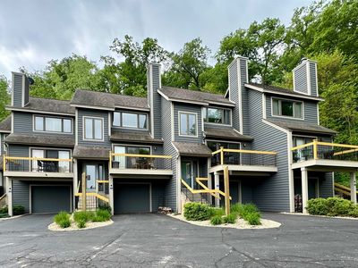 322 Territory Dr, Galena, IL, 61036