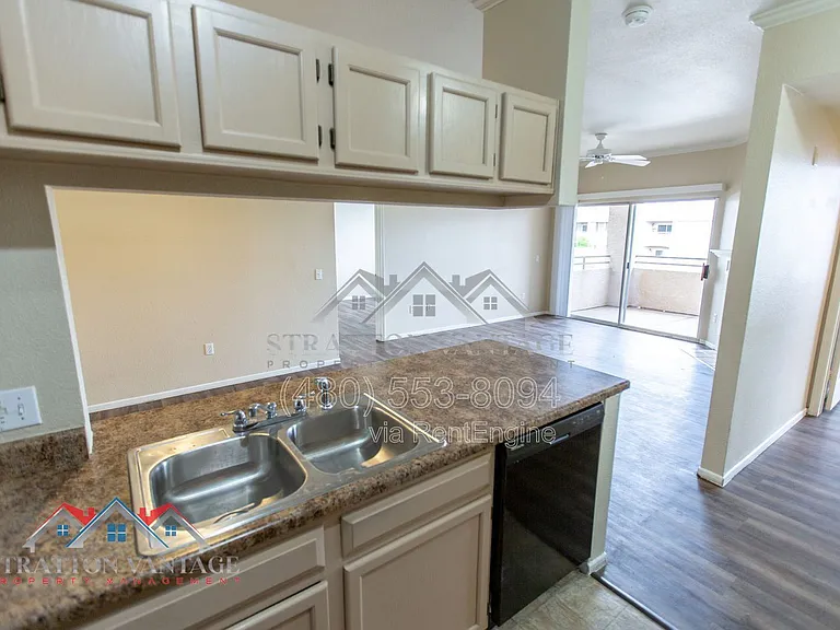 16013 S Desert Foothills Pkwy #2014 — Photo 9