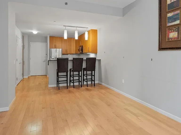 1425 Locust St #3E — Photo 5