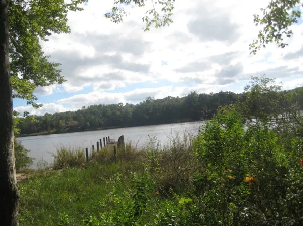 000 Mallard Dr, Heathsville, VA 22473