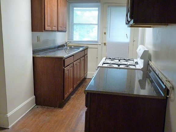 new kitchen cabinets and counter tops