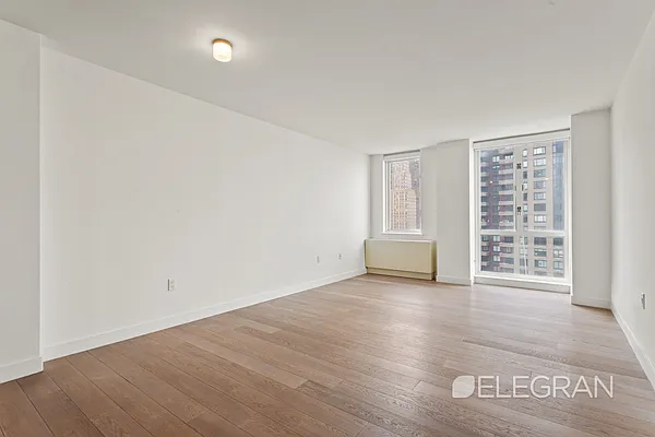 Rented by (Legacy) Elegran | media 13