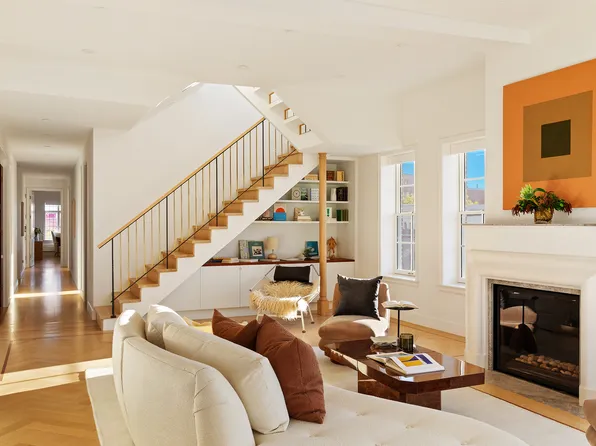 155 Noble Street image 5 of 22