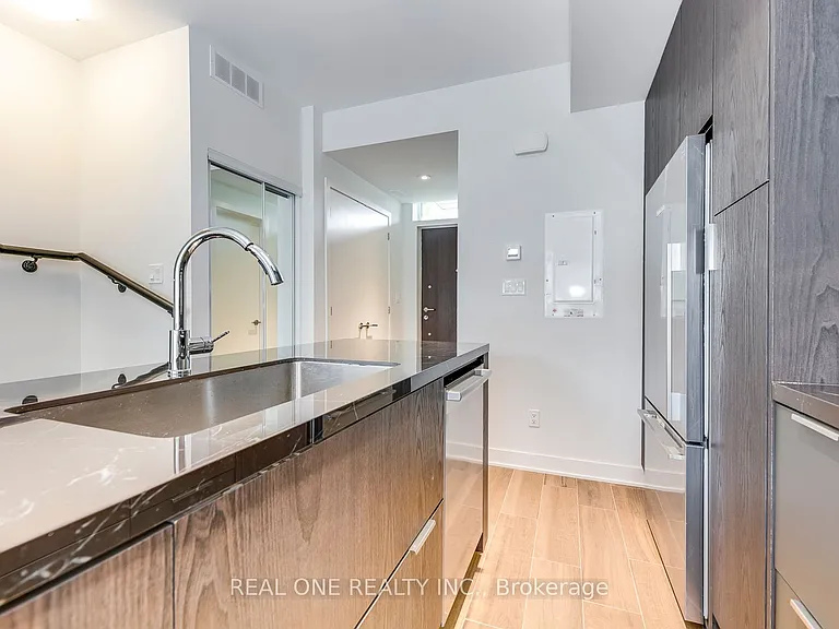 42 Sonic Way — Photo 17