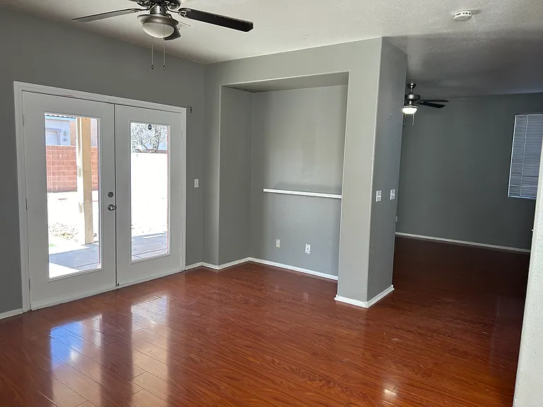 9567 Withering Pine St — Photo 4