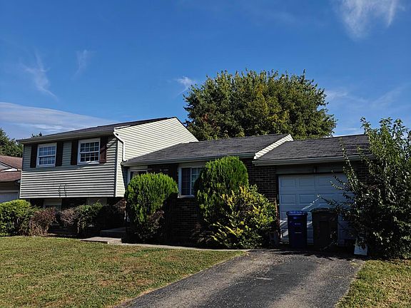 3rd image of 6584 Benjamin Dr